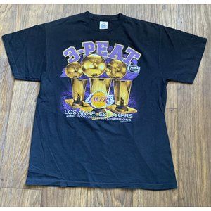 Vintage 2002 Los Angeles Lakers NBA Champions 3-peat T-Shirt Men's L Black